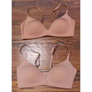 Lululemon Athletica Women's Bra Lot of 2 Size 32C/34C READ